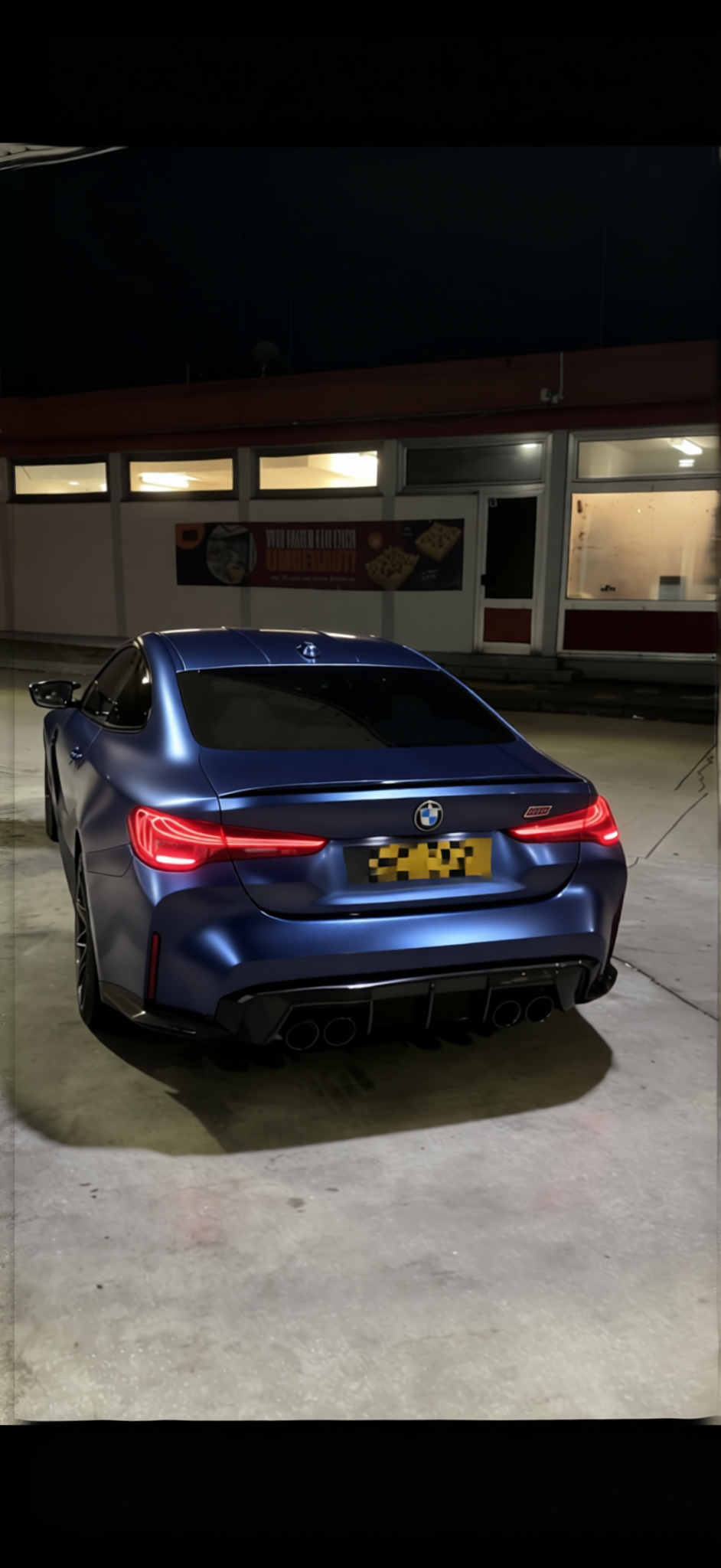 Preview Car 45 rendered in Frozen Satin Metallic Charcoal Blue gloss wrap