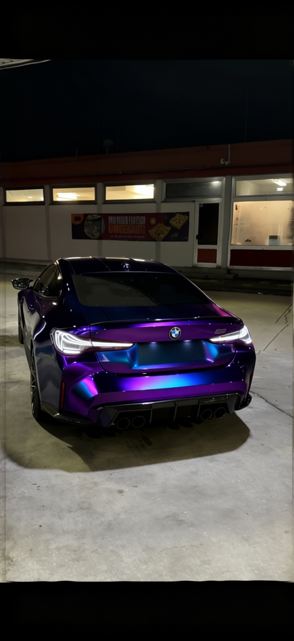 Preview Car 46 rendered in Super Gloss Spectrum gloss wrap